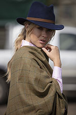 Alan Paine Ladies Tweed Wrap